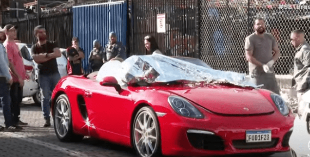Empresário em Porsche é morto a tiros em Guarulhos, na Grande SP