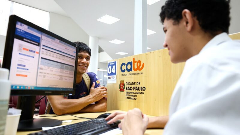 Prefeitura de SP oferece mais de 4.300 vagas de emprego; seleção exclusiva para mulheres acontece na quarta (6)