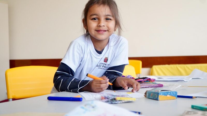 Prefeitura inicia pagamento do Prêmio de Desempenho Educacional 2025