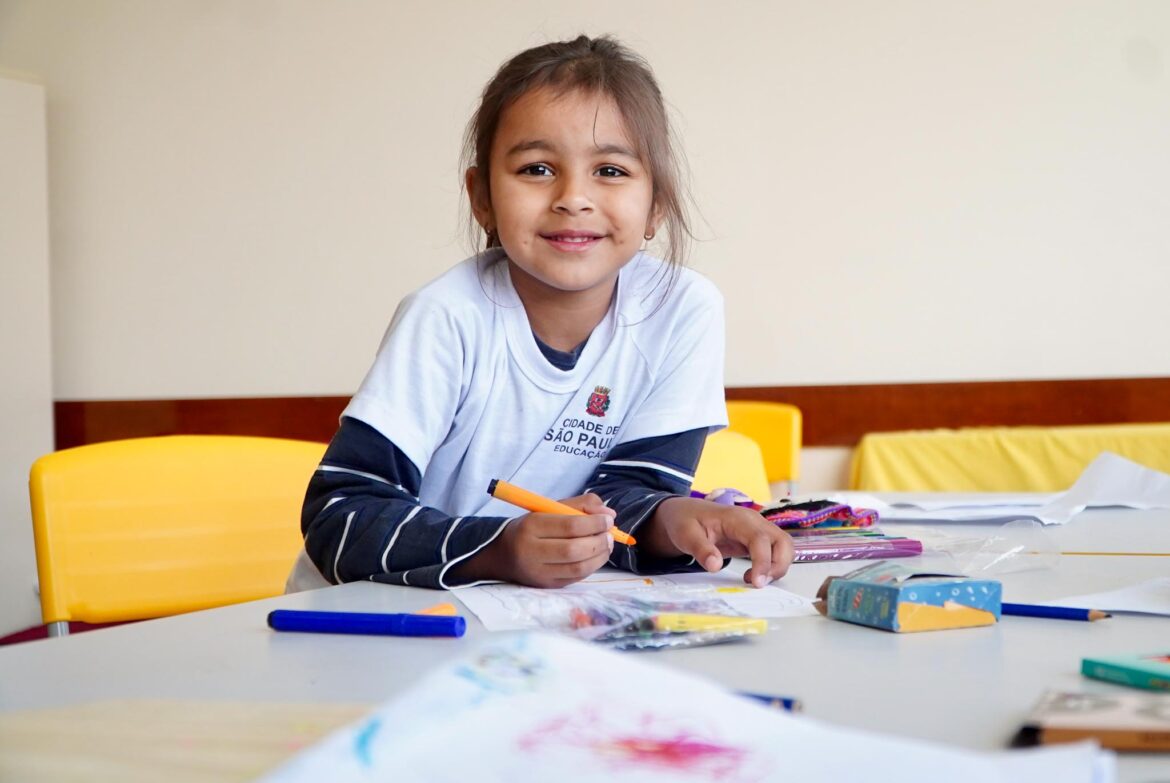 Prefeitura inicia pagamento do Prêmio de Desempenho Educacional 2025