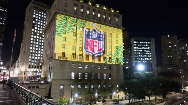 São Paulo recebe projeção 3D para celebrar jogo da NFL