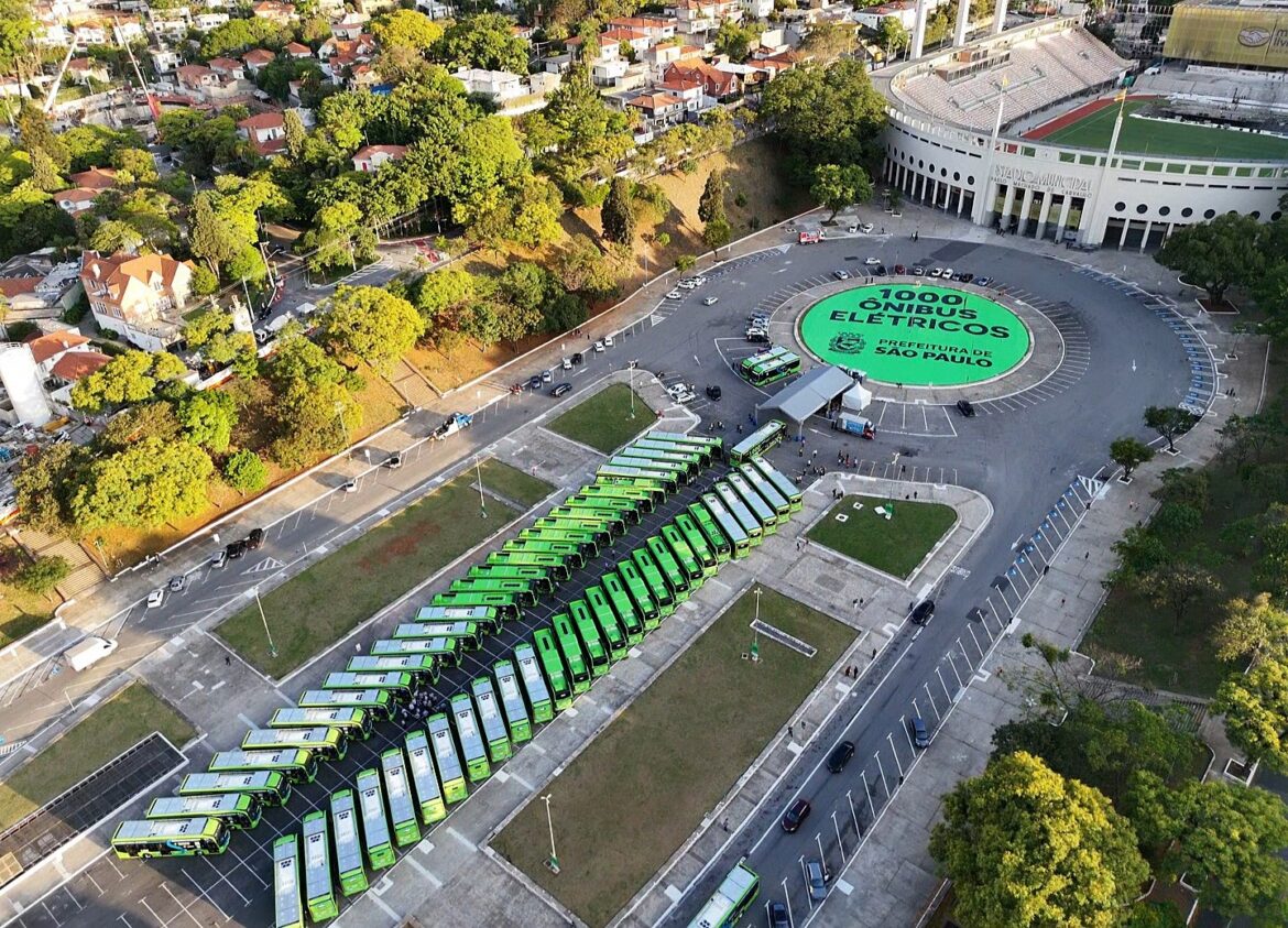 Prefeitura de São Paulo ganha prêmio internacional por programa de eletrificação da frota de ônibus