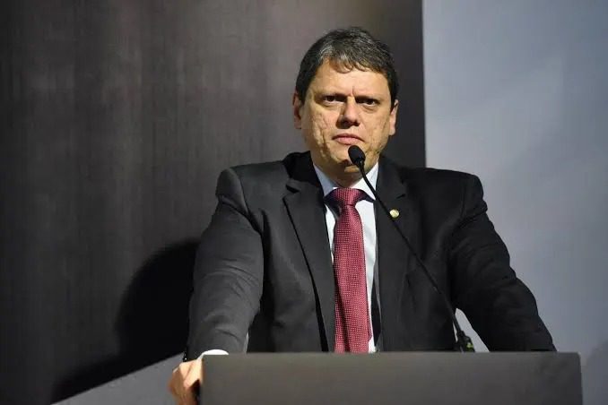 Tarcísio diz que Brasil falhou em liderar transição na Venezuela