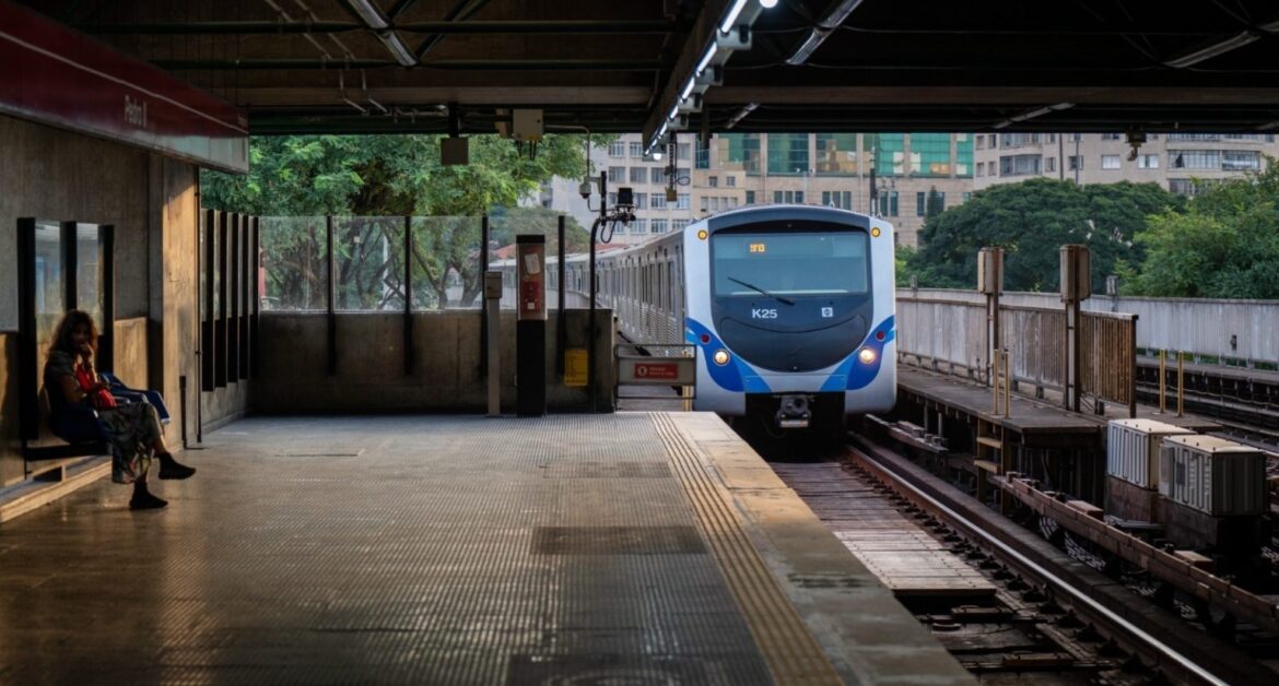 Celebração do Dia da Mulher: SP leva emprego, cursos gratuitos e crédito na estação Tatuapé do Metrô