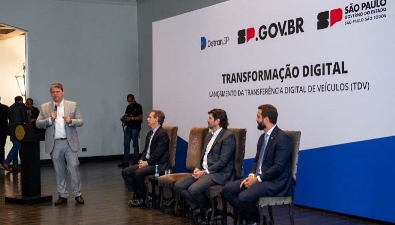 Avanço Digital em SP: Transferência de Veículos Agora é Feita Online