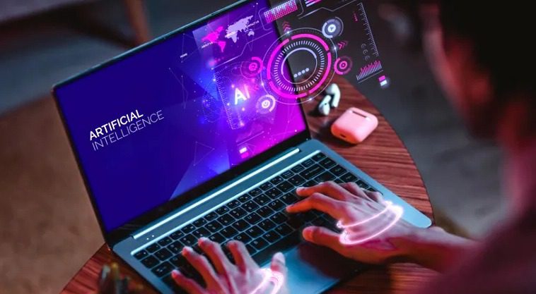 USP lança curso online gratuito sobre inteligência artificial com 50 mil vagas disponíveis