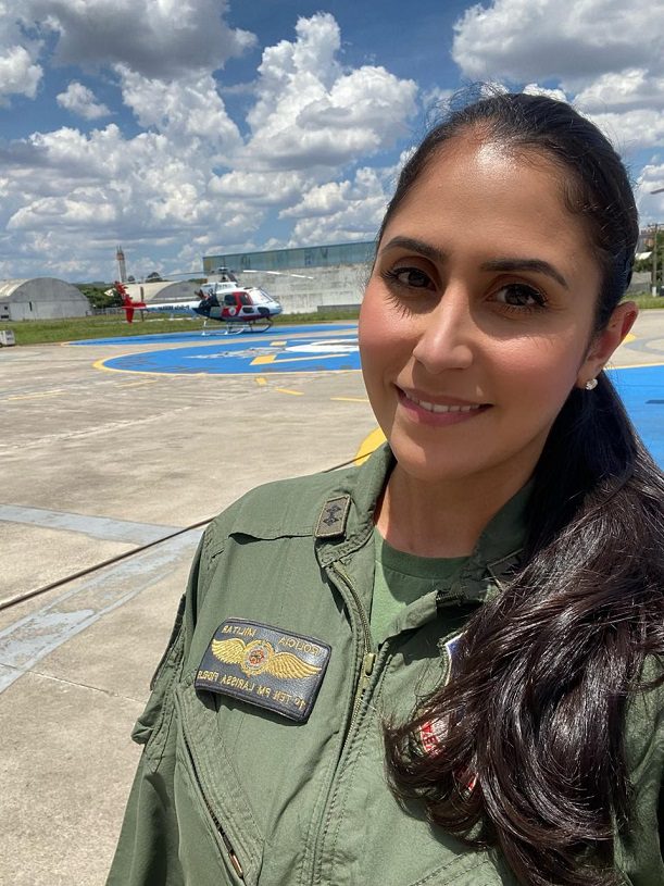 Comando de Aviação forma primeira mulher piloto de avião da Polícia Militar de SP