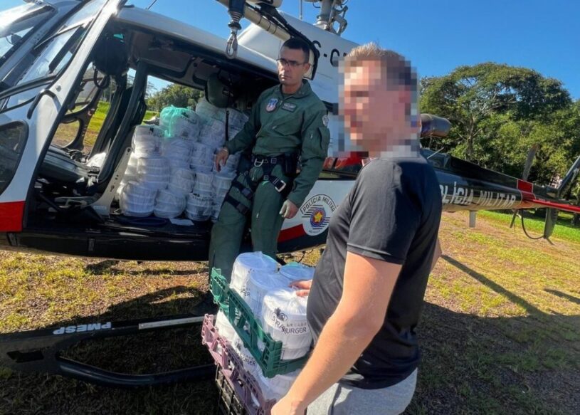 Águia da PM socorre paciente com doença rara e transporta alimentos e água no RS