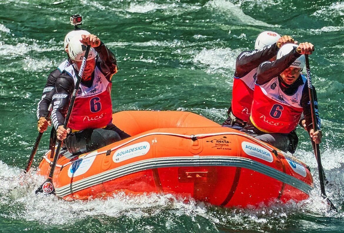 Equipe de bombeiros de São Paulo vence nos Jogos Pan-Americanos de Rafting