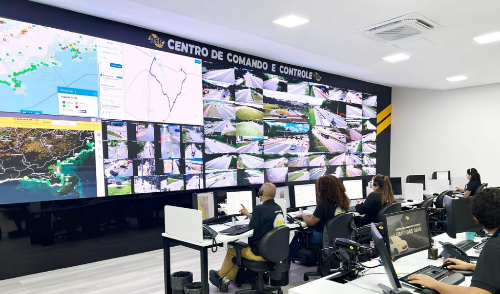 Com a inauguração de um centro de comando e controle, o Governo de SP passa a monitorar 12 mil km de rodovias