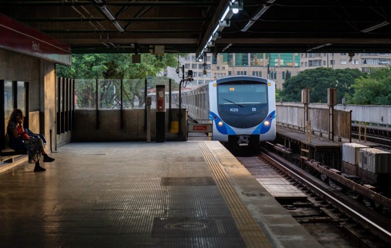 Estado de SP vai contratar obras da Linha 19-Celeste para ligar Guarulhos a capital